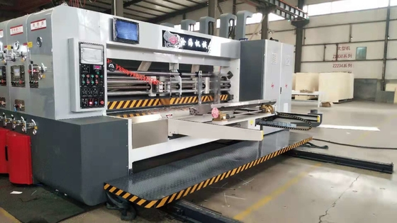 Ambalaj Endüstrisi İçin Yüksek Güçlü 3KW Oluklu Karton Kutu Makinesi